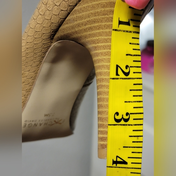 Exchange by Charles David - Women's Tan Heels - Picture 9 of 9